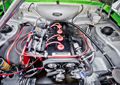 foto del motore Ford BDG installato nel vano motore di una Ford RS del 2000