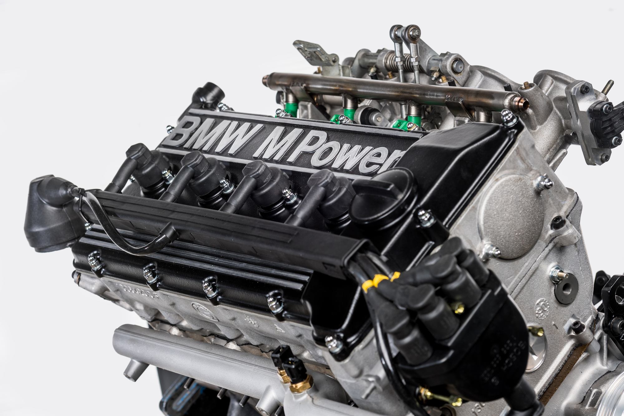 BMW-S14 engine-valve cover