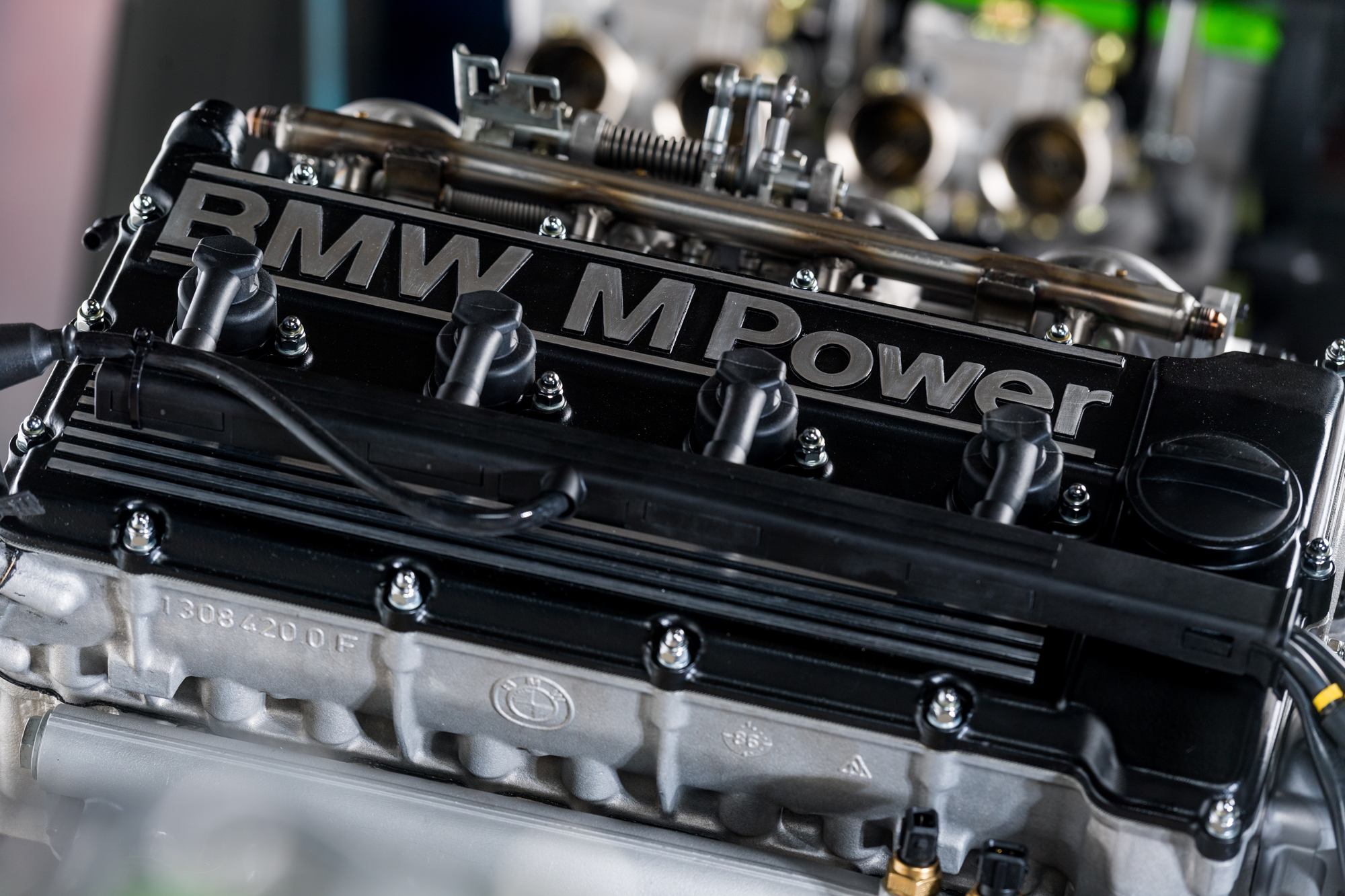 moteur-BMW-S14-injection